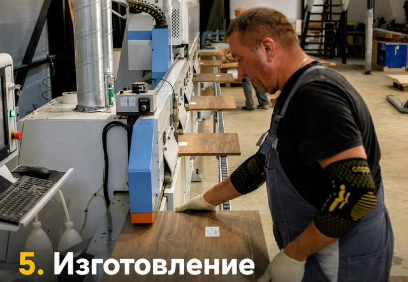 Прямая кухня на заказ из ЛДСП графитовый 245х67х198